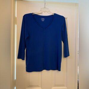 Chico’s Women's Blue V-Neck 3/4 sleeve Top size 2(L-12)